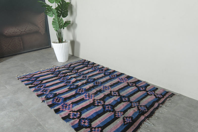 Geometric Moroccan flatwoven rug - 4.7 ft x 7.1 ft