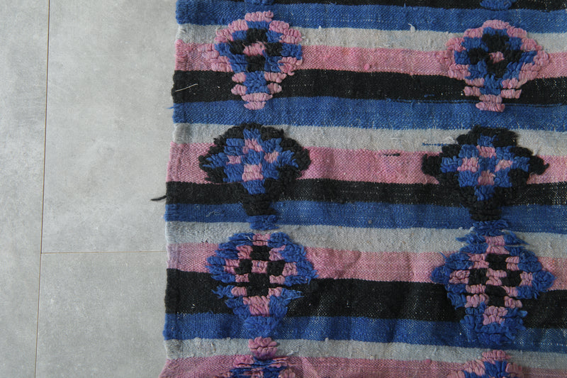 Geometric Moroccan flatwoven rug - 4.7 ft x 7.1 ft