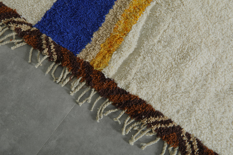 Minimalist Moroccan rug - White with blue & yellow stripes - 6.3 ft x 8.2 ft
