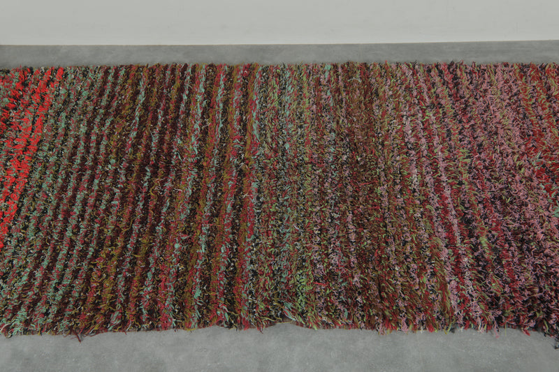 Earthy Horizon Moroccan Rug – 3.6 FT X 6.9 FT Striped Vintage Boucherouite rug - Boucherouite Rugs