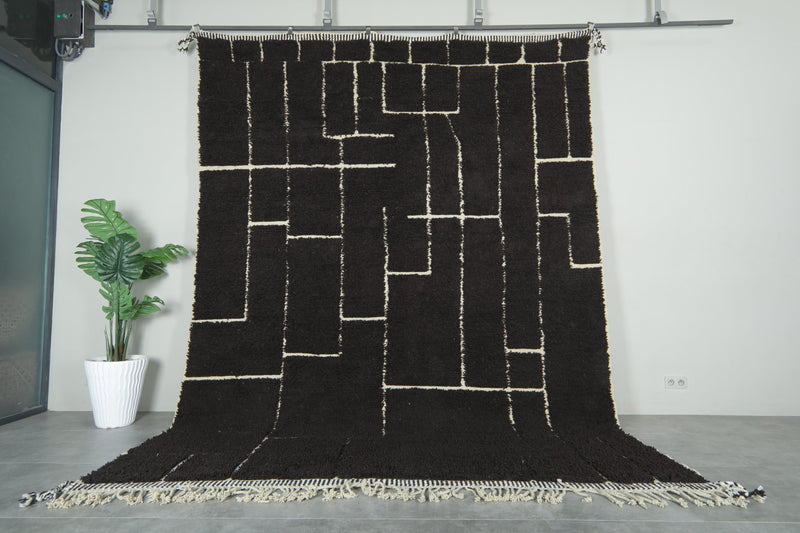 Custom Moroccan rug – Dark brown wool with white geometric lines