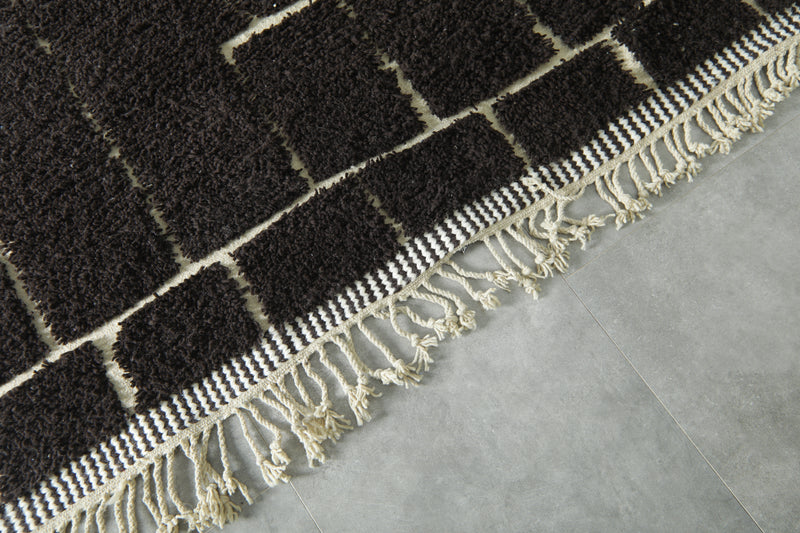 Custom Moroccan rug – Dark brown wool with white geometric lines
