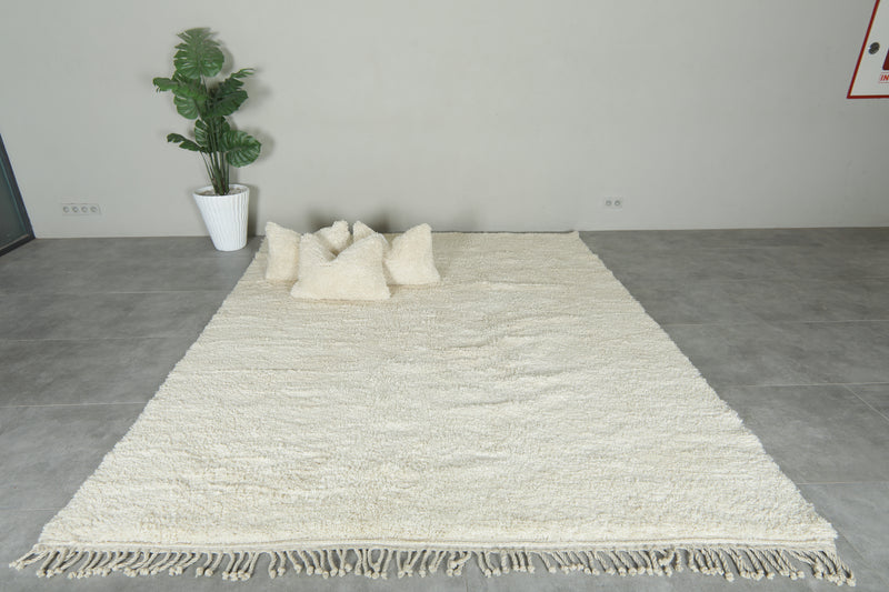 Custom handmade Moroccan shaggy rug with 3 matching pillows