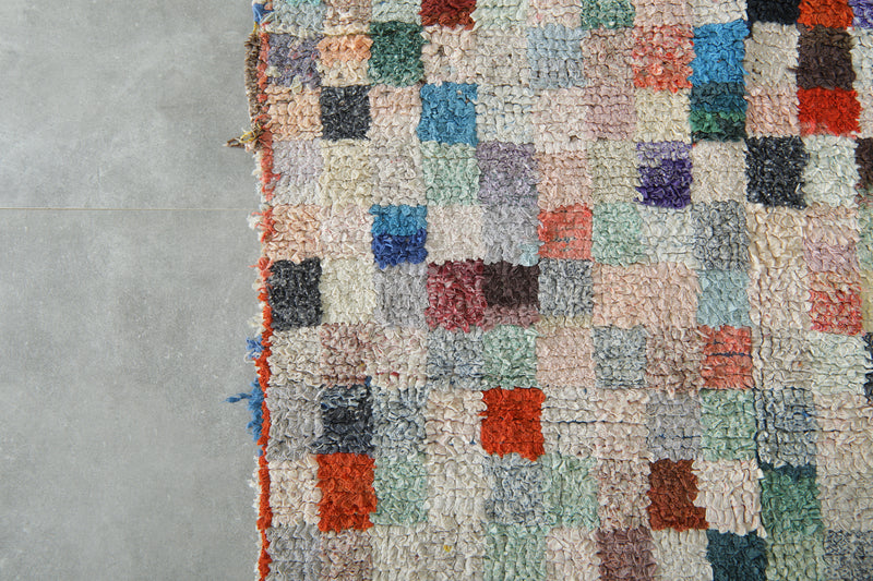 Checkered Moroccan boucherouite rug - 3.2 ft x 5.2 f