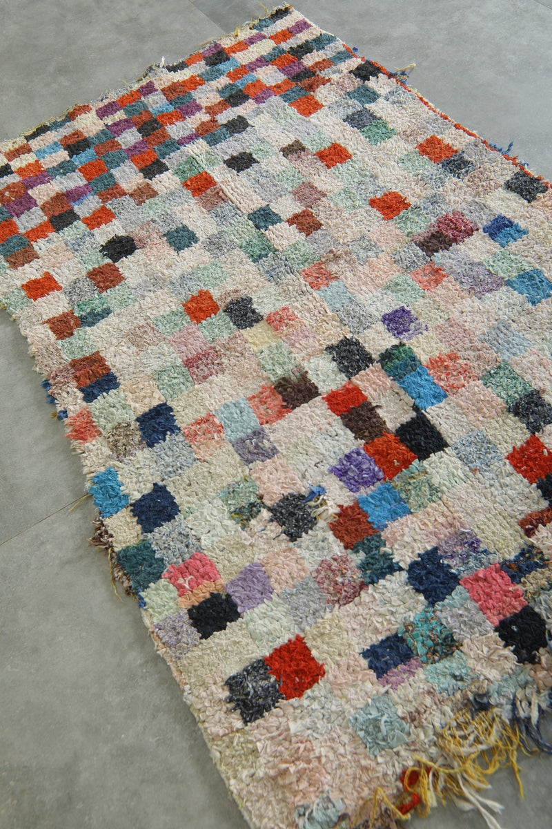Checkered Moroccan boucherouite rug - 3.2 ft x 5.2 f