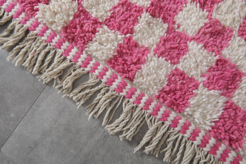 Moroccan wool rug 6.1 feet x 8.9 feet - 