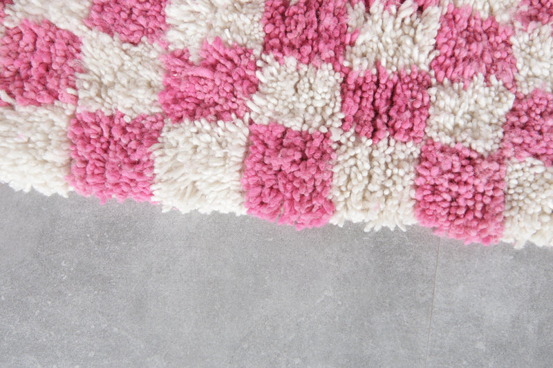 Moroccan wool rug 6.1 feet x 8.9 feet - 