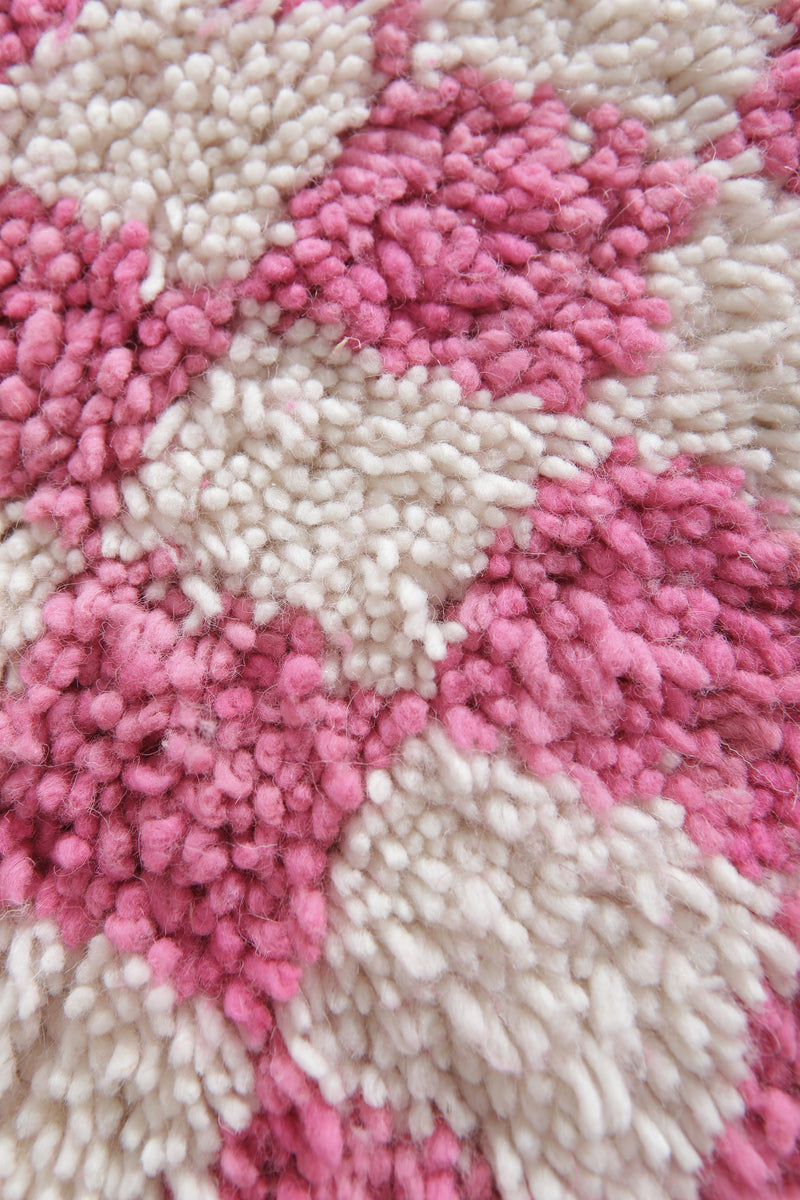 Moroccan wool rug 6.1 feet x 8.9 feet - 