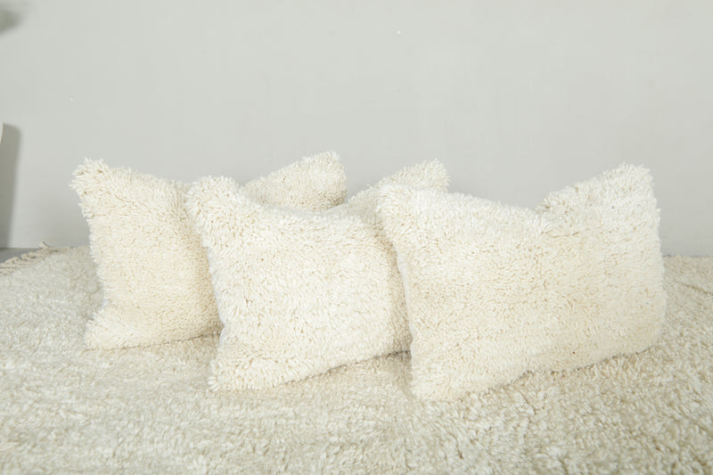 Custom handmade Moroccan shaggy rug with 3 matching pillows