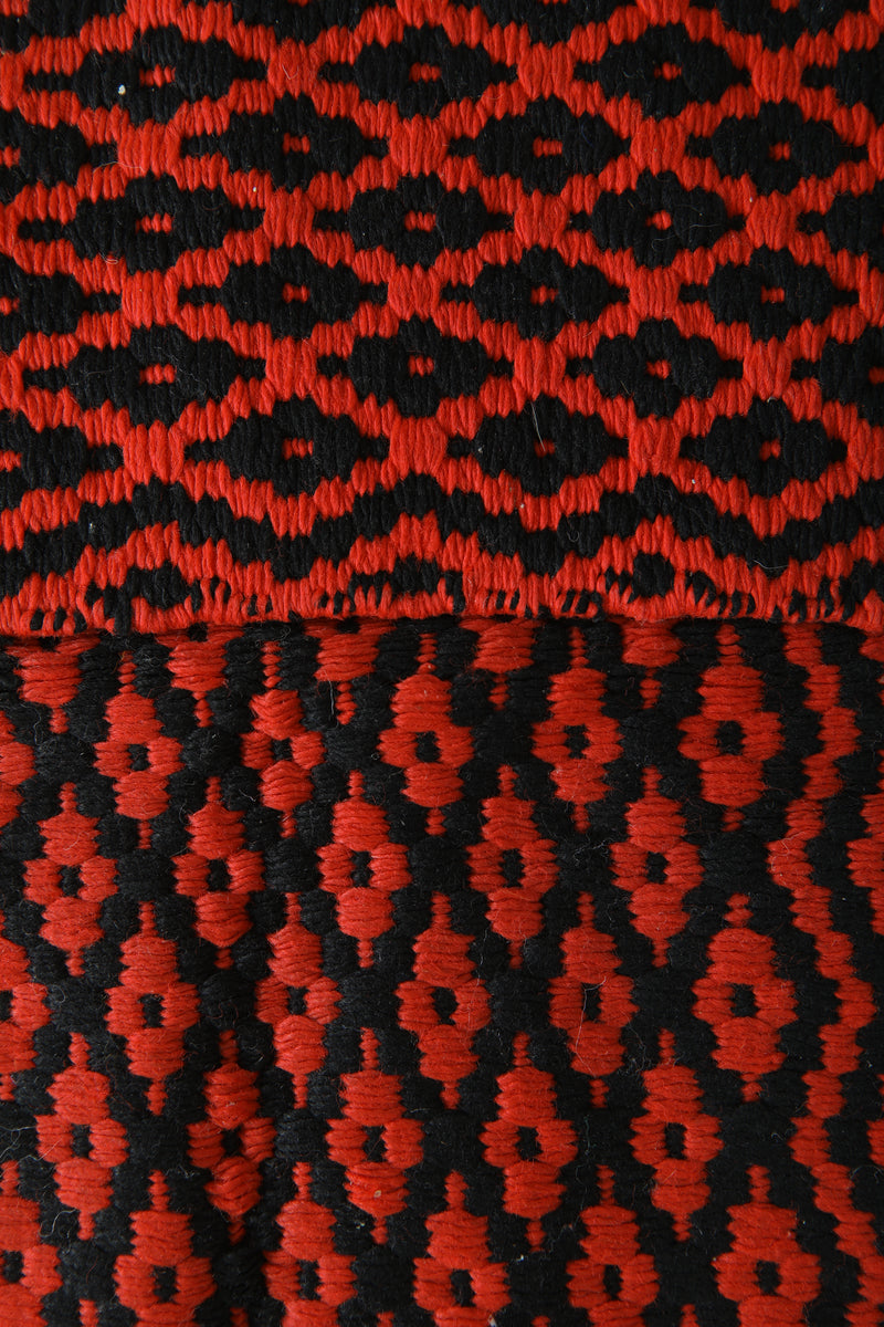 Moroccan kilim flatweave rug – Red & black diamond pattern - 1.9 ft x 4.1 ft