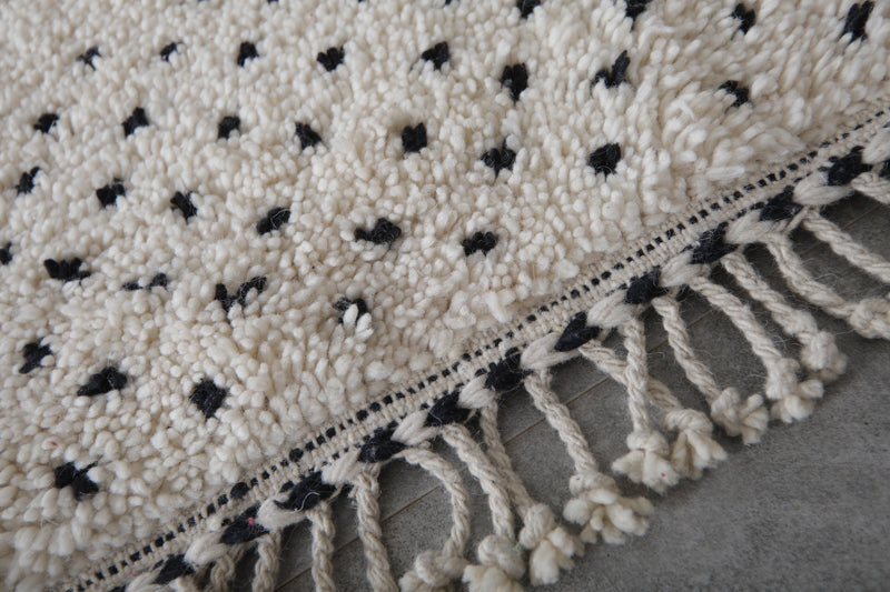 Tribal Moroccan rug - 2 x 2.9 Feet | Handmade berber carpet