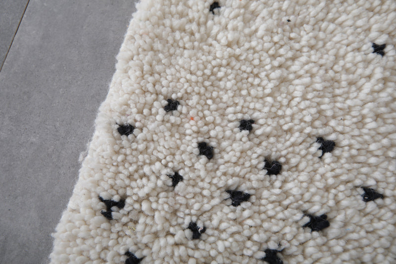 Tribal Moroccan rug - 2 x 2.9 Feet | Handmade berber carpet