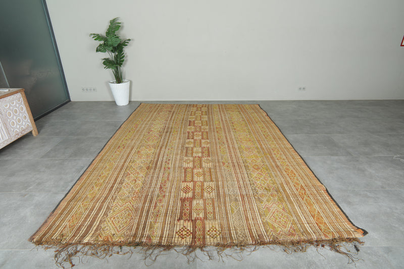 Tuareg Mat 7.6 ft x 10.6 ft