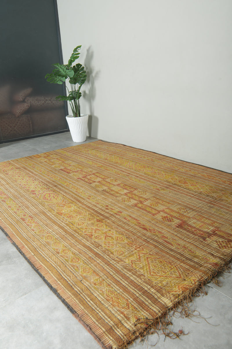 Tuareg Mat 7.6 ft x 10.6 ft