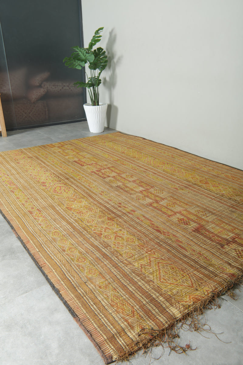 Tuareg Mat 7.6 ft x 10.6 ft