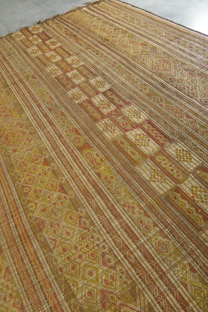 Tuareg Mat 7.6 ft x 10.6 ft