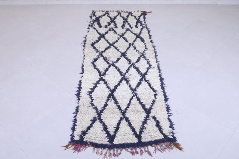 Moroccan Berber Rug – 2.5 x 8.1 Feet – Minimalist Black and White Diamond Design - Boucherouite Rugs