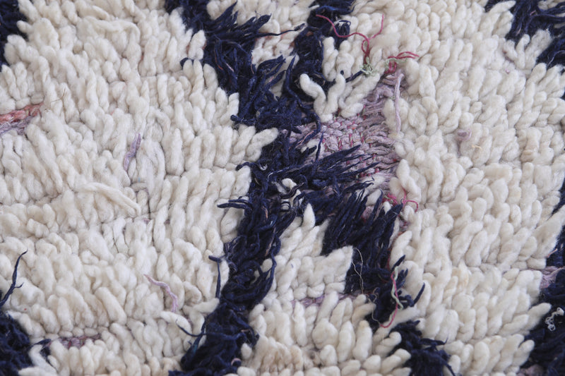 Moroccan Berber Rug – 2.5 x 8.1 Feet – Minimalist Black and White Diamond Design - Boucherouite Rugs