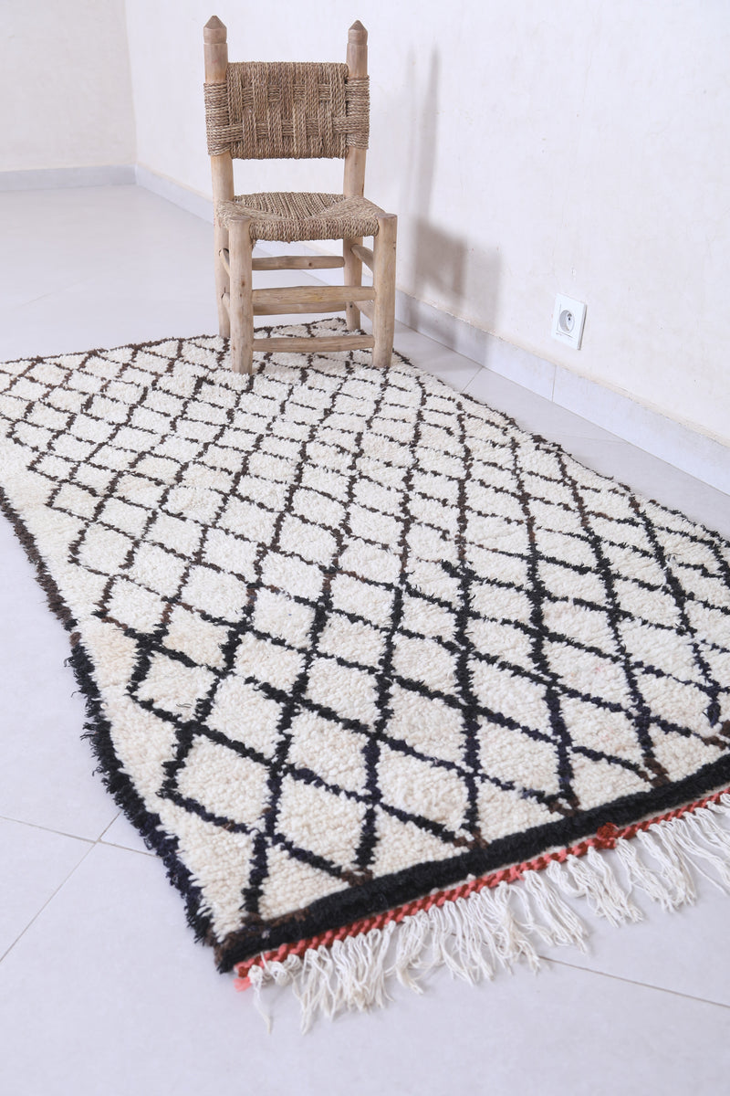 Moroccan Berber Rug - 2.9 x 5.5 ft Handwoven Diamond Pattern - Boucherouite Rugs