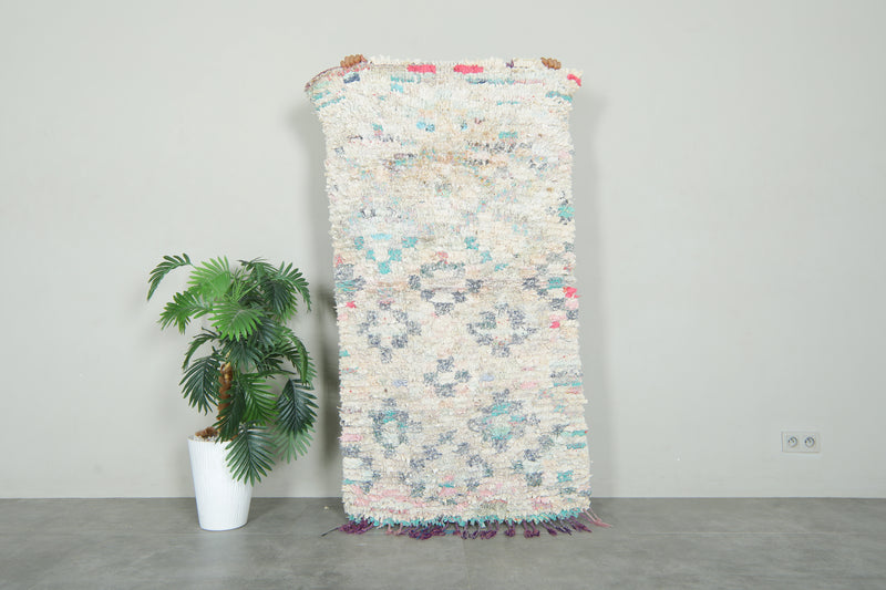 White Moroccan rug - 2.9 ft x 5.5 ft - Handwoven wool rug