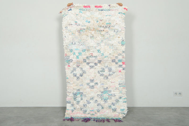 White Moroccan rug - 2.9 ft x 5.5 ft - Handwoven wool rug