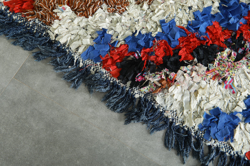 Authentic Moroccan boucherouite rug - Handcrafted shaggy textile - 3.7 ft x 6.2 ft