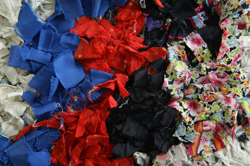 Authentic Moroccan boucherouite rug - Handcrafted shaggy textile - 3.7 ft x 6.2 ft