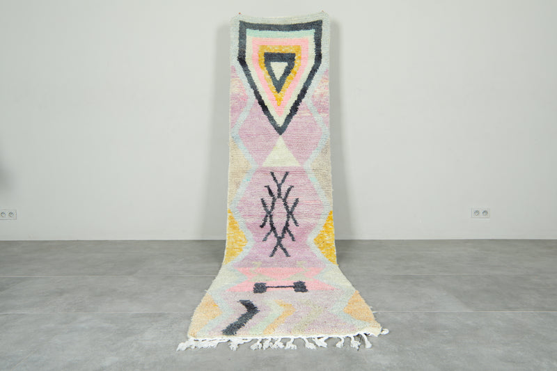 Handwoven Moroccan runner rug - Geometric azilal design - 2.4 ft x 9.8 ft