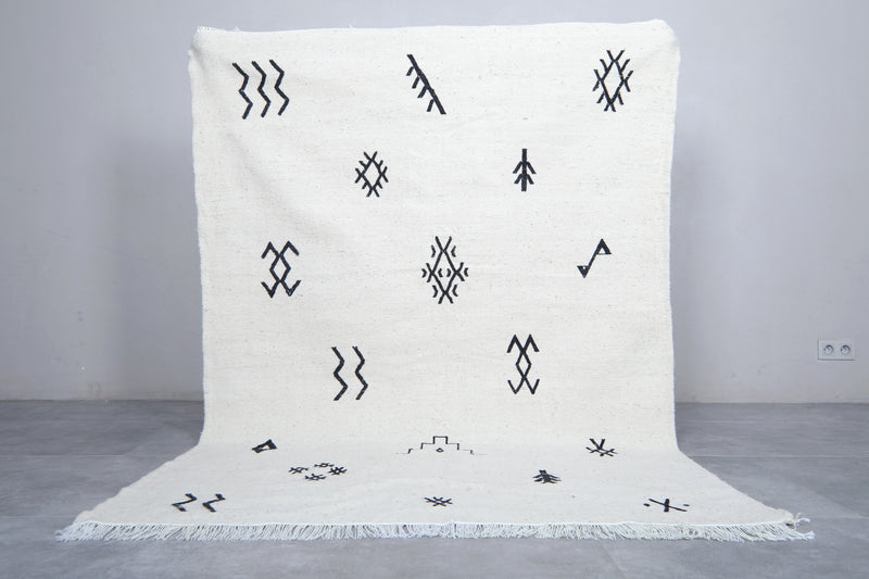 Moroccan Rug - Minimalist Black Symbols 4.8 x 6.9 ft | Handwoven Wool