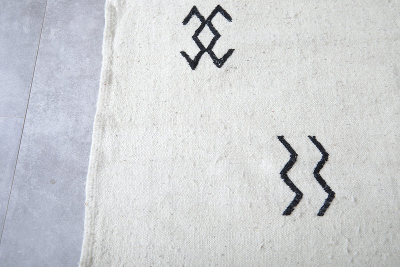 Moroccan Rug - Minimalist Black Symbols 4.8 x 6.9 ft | Handwoven Wool