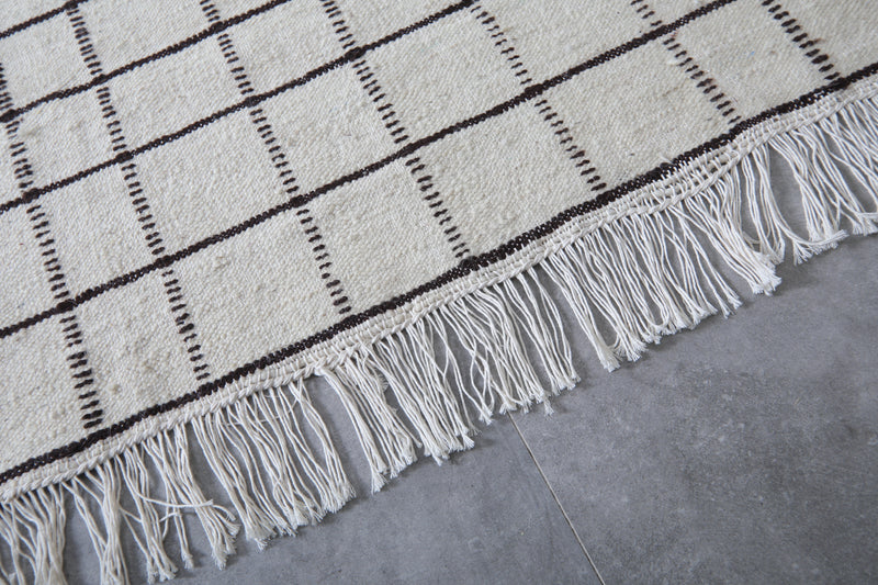 Moroccan Rug - Large White Grid Pattern 9.3 x 12 ft | Handwoven Berber Carpet - Flat woven rugs