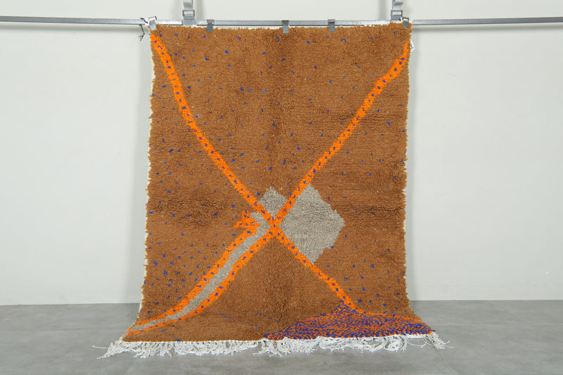 Brown handmade Moroccan berber rug - 4.5 ft x 6.2 ft