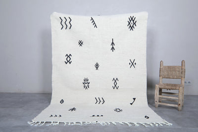 Moroccan Rug - Boho Black Symbols 4.4 x 6.8 ft | Handcrafted Wool - Flat woven rugs