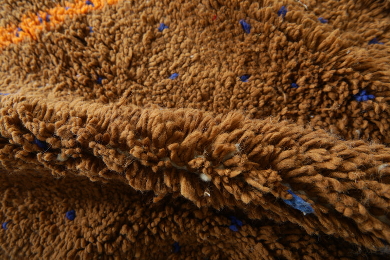 Brown handmade Moroccan berber rug - 4.5 ft x 6.2 ft