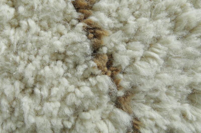 Custom Moroccan beni ourain rug – Handwoven wool area rug in cream and camel