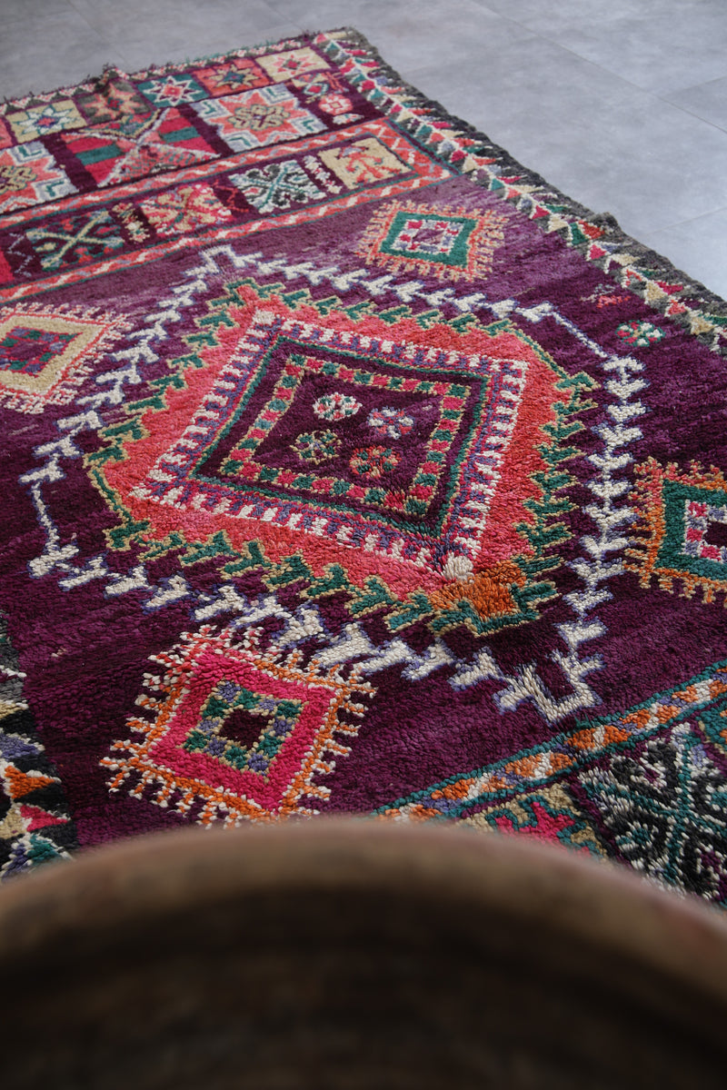 Handmade Moroccan Rug - 5.6 x 10.1 Feet