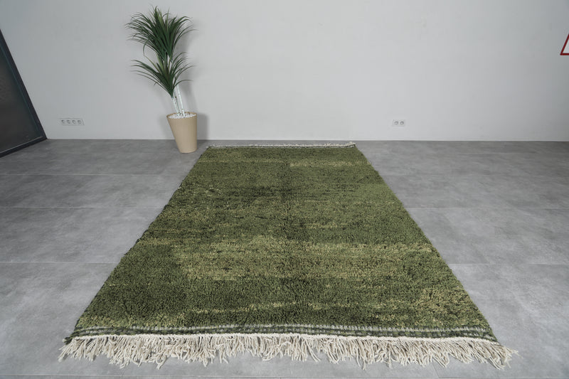 Green Hand-knotted rug 6 FT X 8 FT