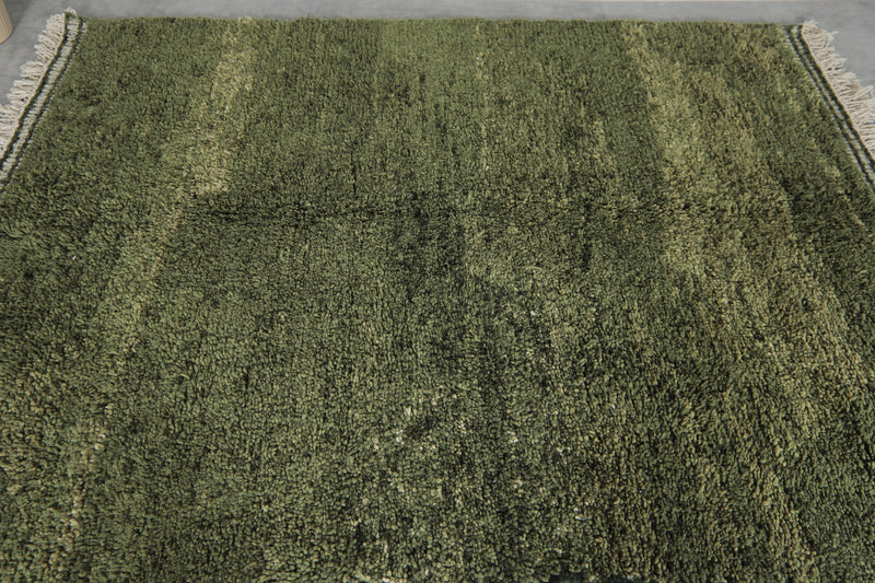 Green Hand-knotted rug 6 FT X 8 FT