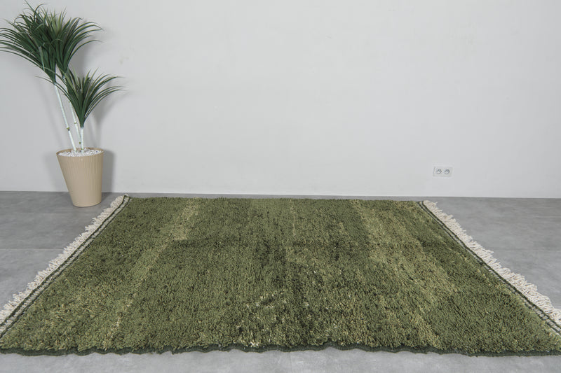 Green Hand-knotted rug 6 FT X 8 FT