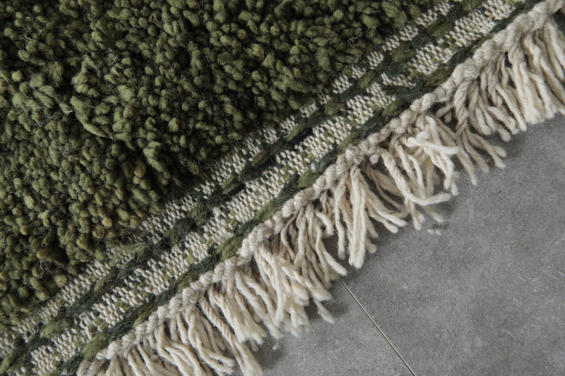 Green Hand-knotted rug 6 FT X 8 FT