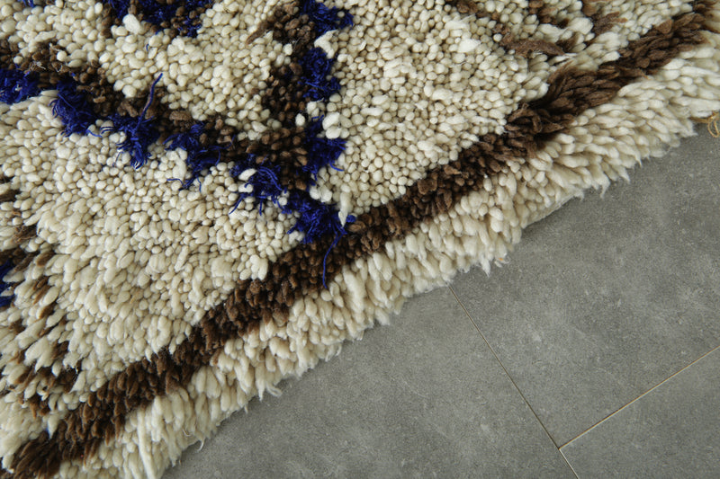 Handwoven boucherouite rug - 2.2 ft x 6.2 ft - Berber carpet