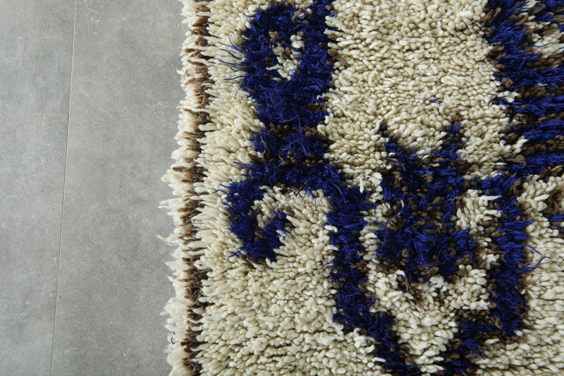 Handwoven boucherouite rug - 2.2 ft x 6.2 ft - Berber carpet
