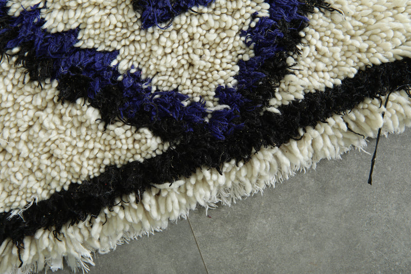 Handwoven boucherouite rug - 2.2 ft x 6.2 ft - Berber carpet