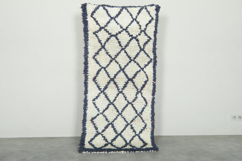 White & blue Moroccan azilal rug - 2.5 ft x 5.7 ft