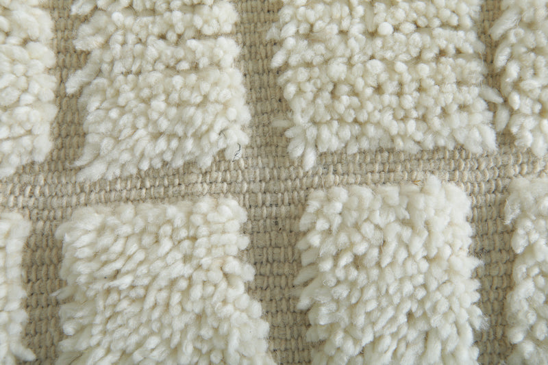 Small white Moroccan rug - Textured checkered pattern accent mat - 2.4 ft x 3.4 ft