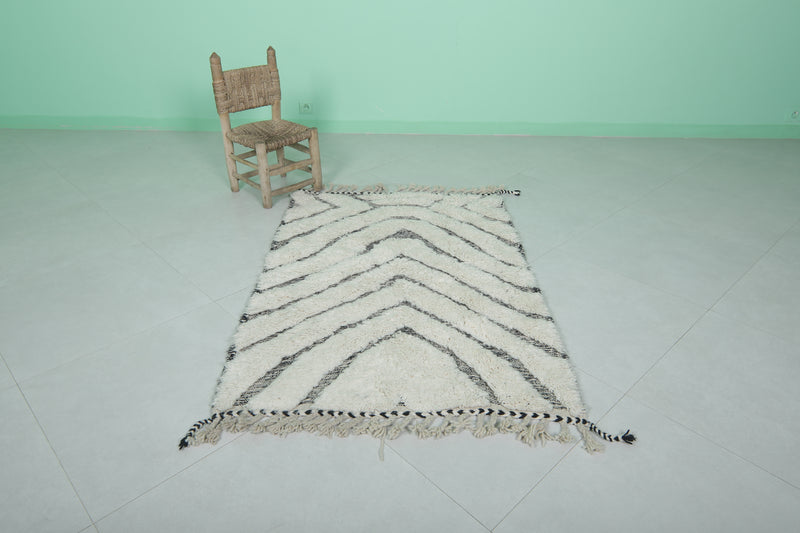 Traditional Moroccan rug - 3.3 x 4.9 ft | Handwoven elegance - Beni ourain rugs