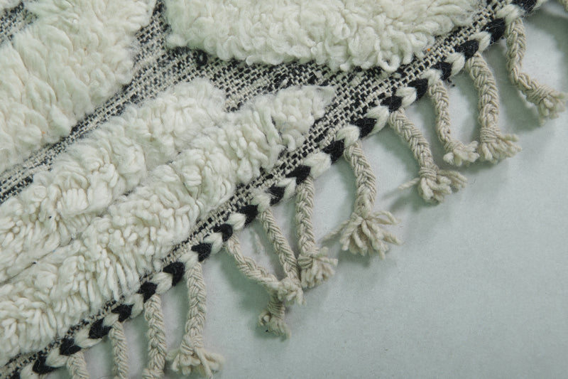 Traditional Moroccan rug - 3.3 x 4.9 ft | Handwoven elegance - Beni ourain rugs