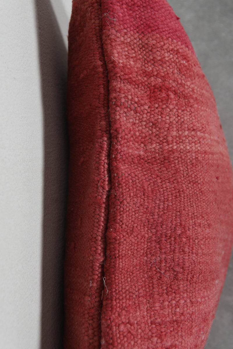 Handwoven Moroccan Kilim Pillow Cover – 19.6 inches x 20.4 inches