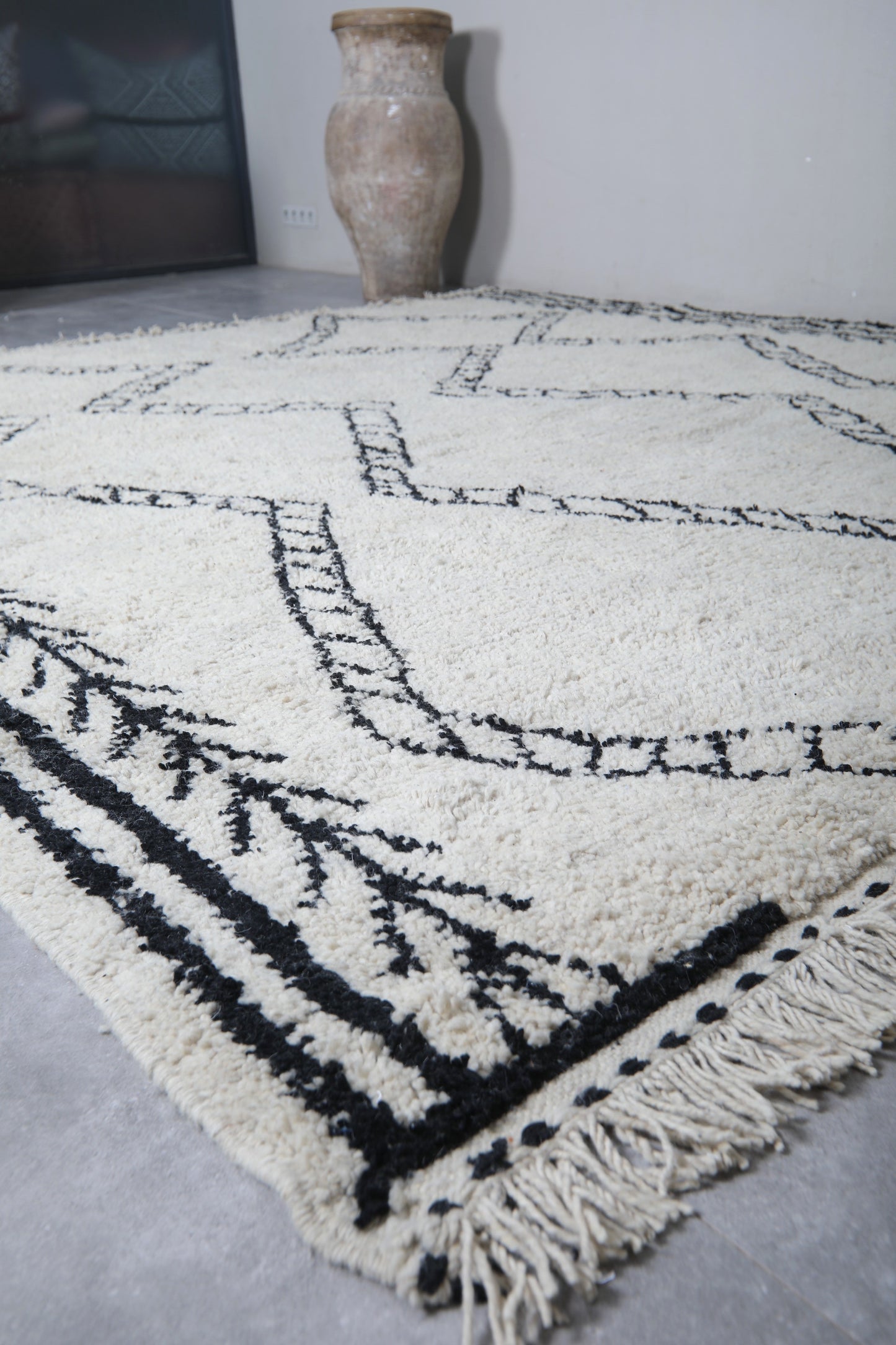Moroccan rug 9.9 X 11.1 Feet