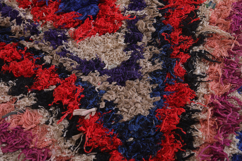 Chevron Pattern Moroccan Berber Rug - 2.7 x 5.3 Feet - Boucherouite Rugs